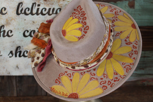 “Sunflower Symphony: The Hand-Painted Rancher Hat with a Touch of Bohemia”