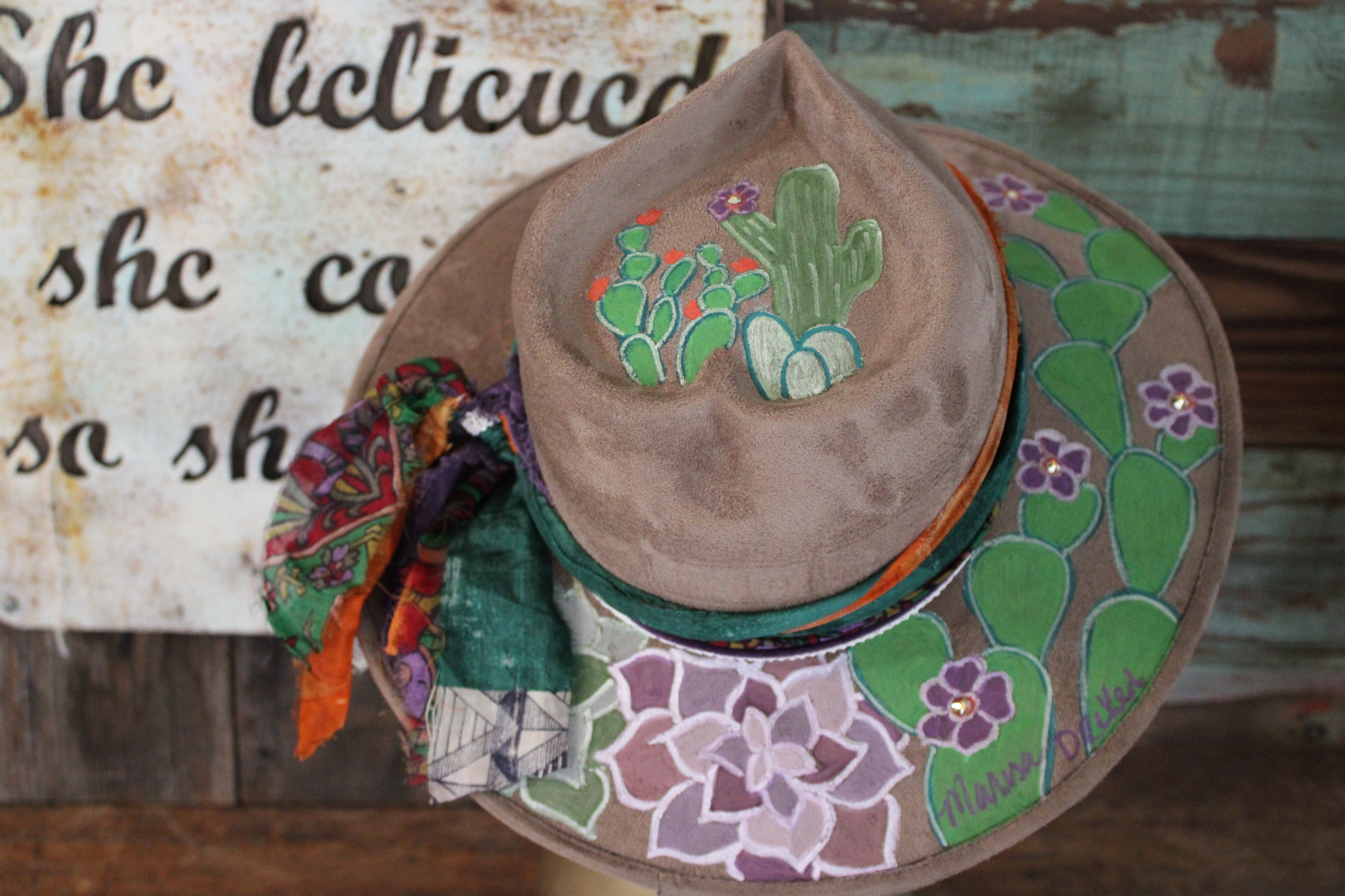 Beautiful green hand painted good suede hat.